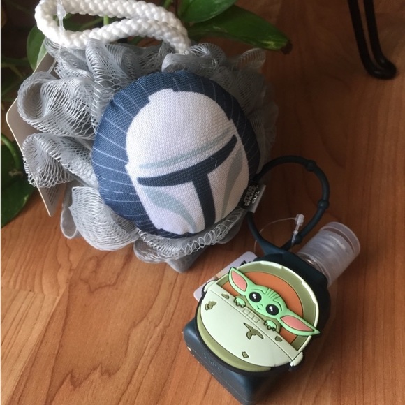 Star Wars Yoda Bath Pouf & Hand Sanitizer - Picture 3 of 7